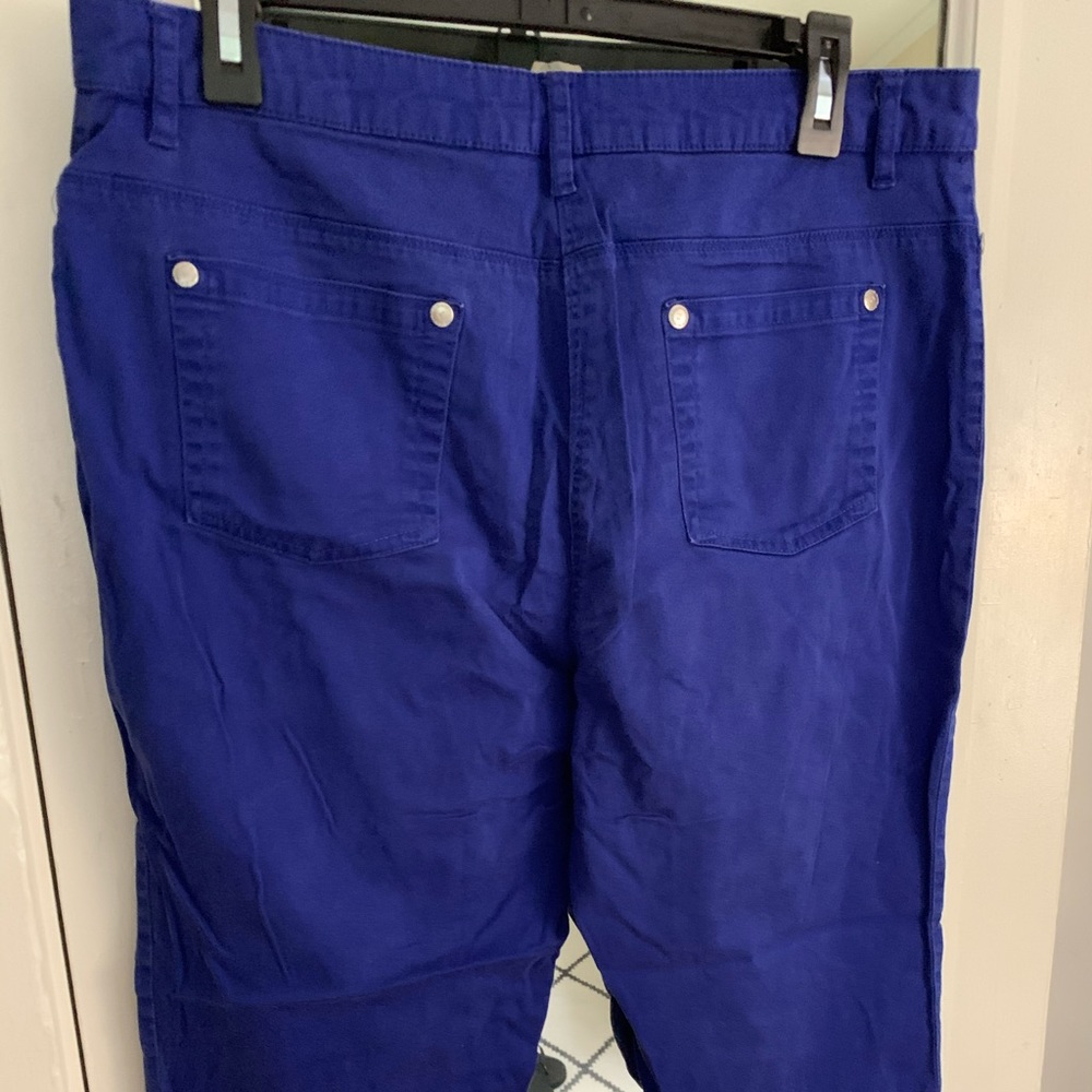 Pants - Picture 3 of 4